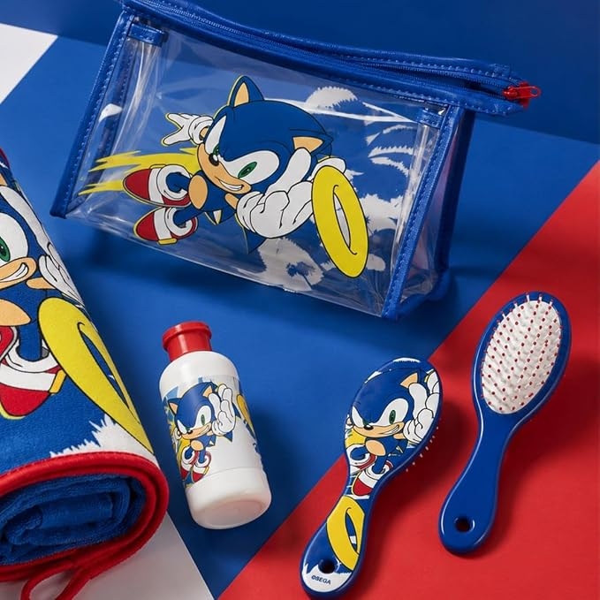 Accesorios del Set Aseo Sonic con cepillo, botella y toalla